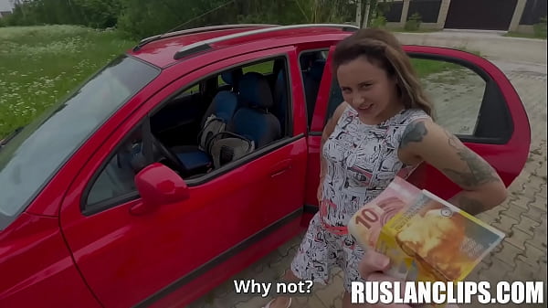 Schöne junge Mädchentänze