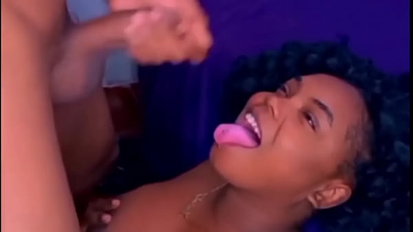 Video di pose di pompini adolescenti