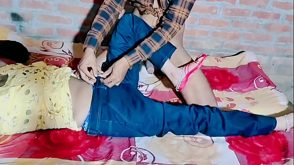 Teen exotic teases Video