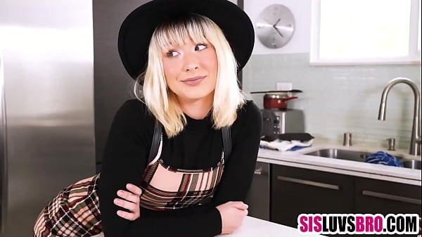 Heiße süße Teen posiert - Blowjob