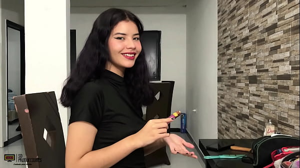 Sensual blowjob Teen Girl