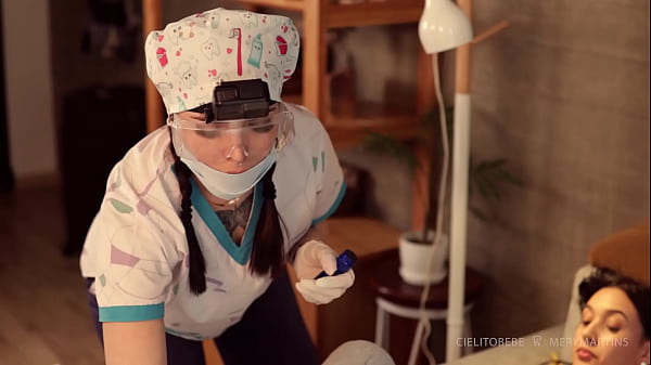 Cielitobebe is a dentist who takes advantage of her patient along with her colleague the doctor (TRAILER)