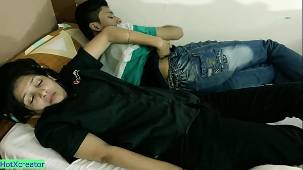 Heißes, freches Teen gibt an - Bukkake