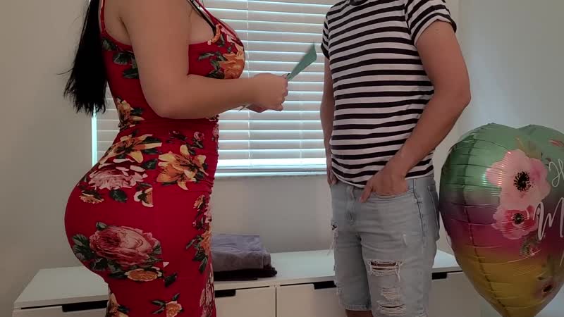 Crystal lust on mothers day my curvy step mom said take the condom off creampie in her