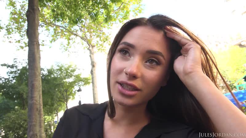 Liya silver europea tetona (manuels euro your paris)