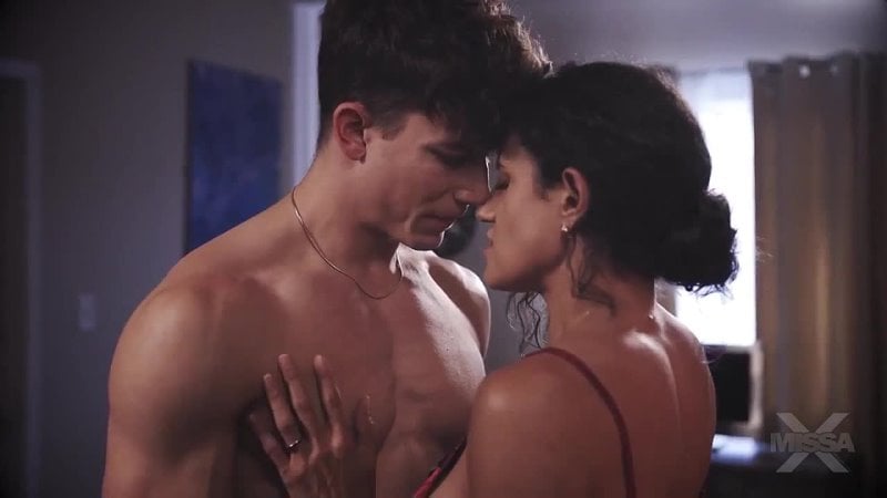 A espaldas de papá, parker ambrose, penny barber (voz en off automática)