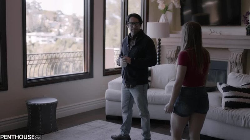 Laney Grey viene cavalcando il cazzo del patrigno [tutto sesso, hardcore, pompino, gonzo]