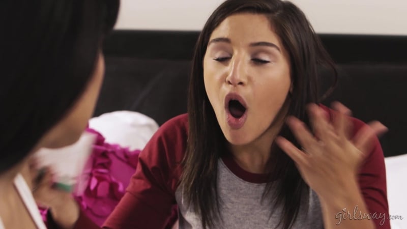 Mercedes carrera, porno e katrina jade (il dottor Jeckyll e la signora Hyde parte seconda /) [2016, hd 1080p]