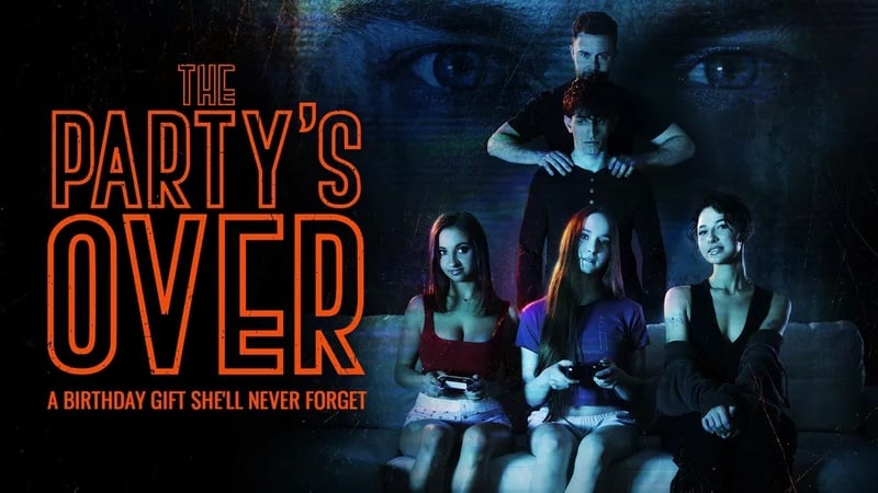 Hazel Moore, Liz Jordan, Hailey Rose, Nick Strokes (se acabó la fiesta)