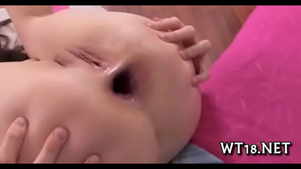 Hermosa hermosa chica se lamió la entrepierna